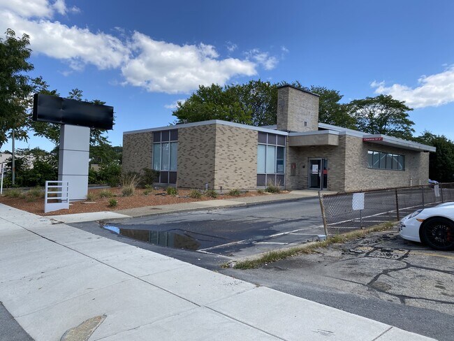 More details for 655 Park Ave, Worcester, MA - Retail for Sale