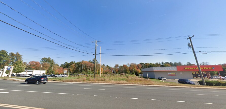 322 Boston Post Rd, North Windham, CT à vendre - Photo du bâtiment - Image 1 de 2