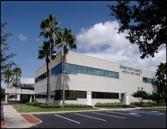 2191 9th Ave N, Saint Petersburg, FL for lease - Building Photo - Image 1 of 6