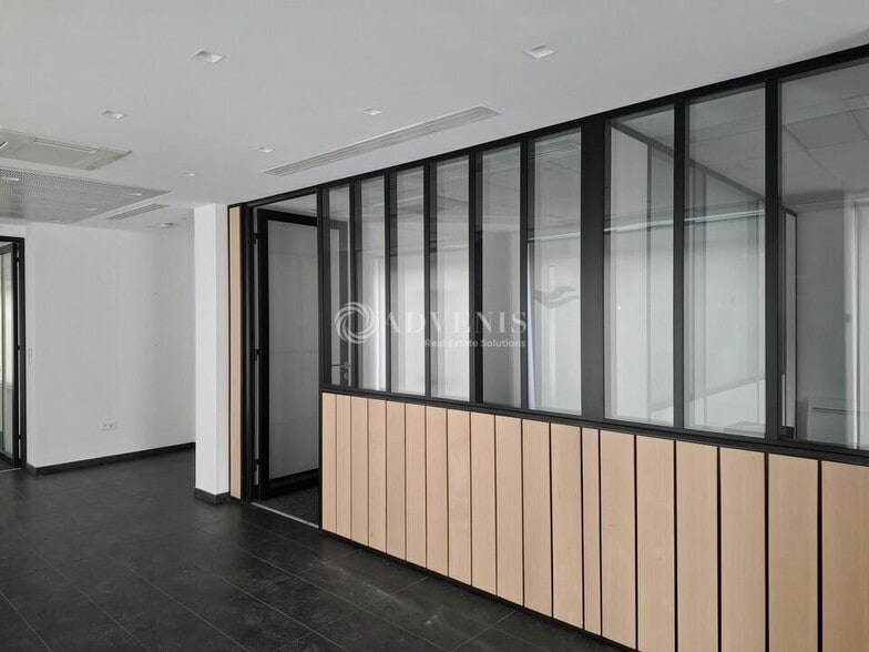 34 Rue Stanislas, Nancy for lease - Interior Photo - Image 3 of 10