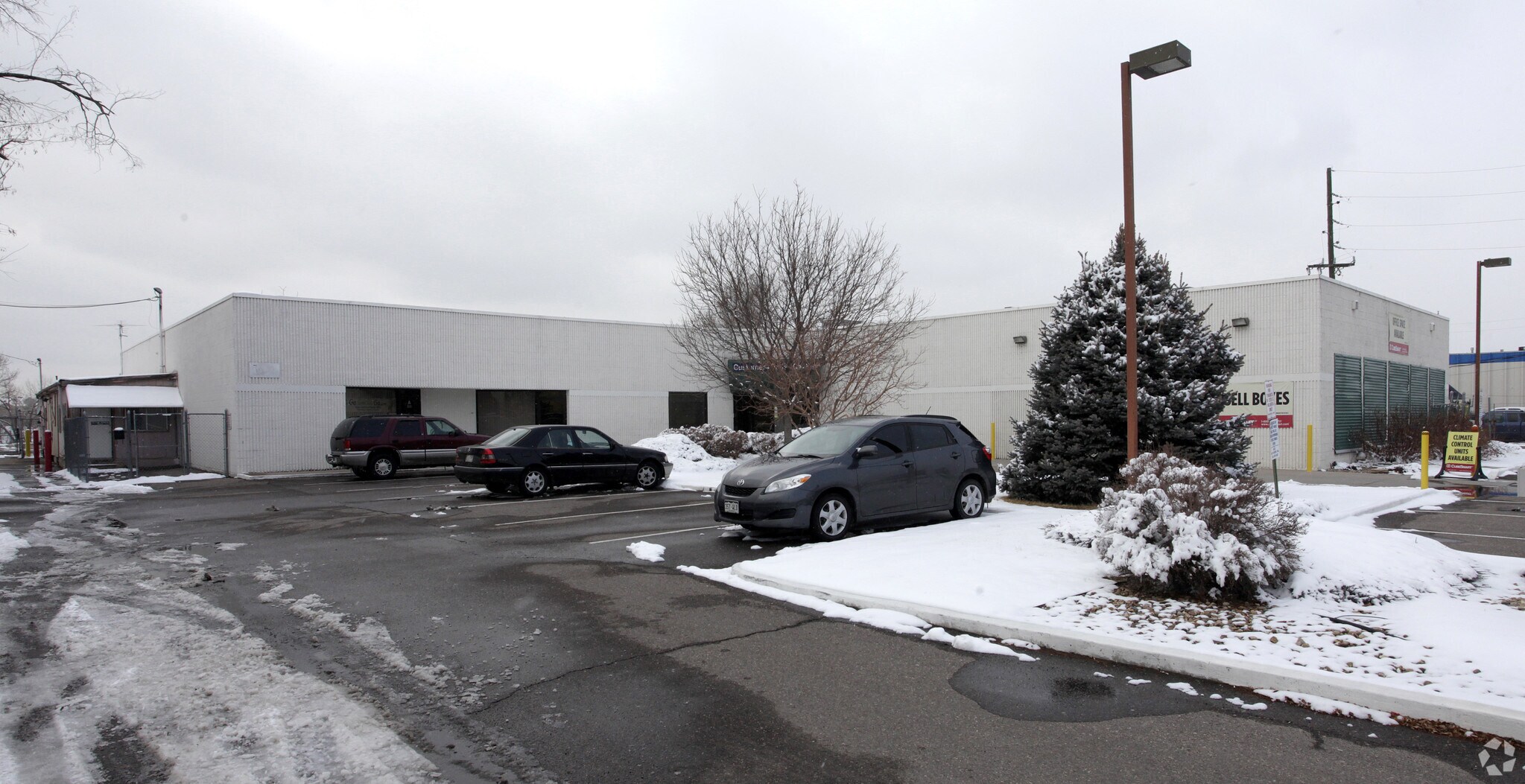 2125 S Valentia St, Denver, CO for lease Primary Photo- Image 1 of 6