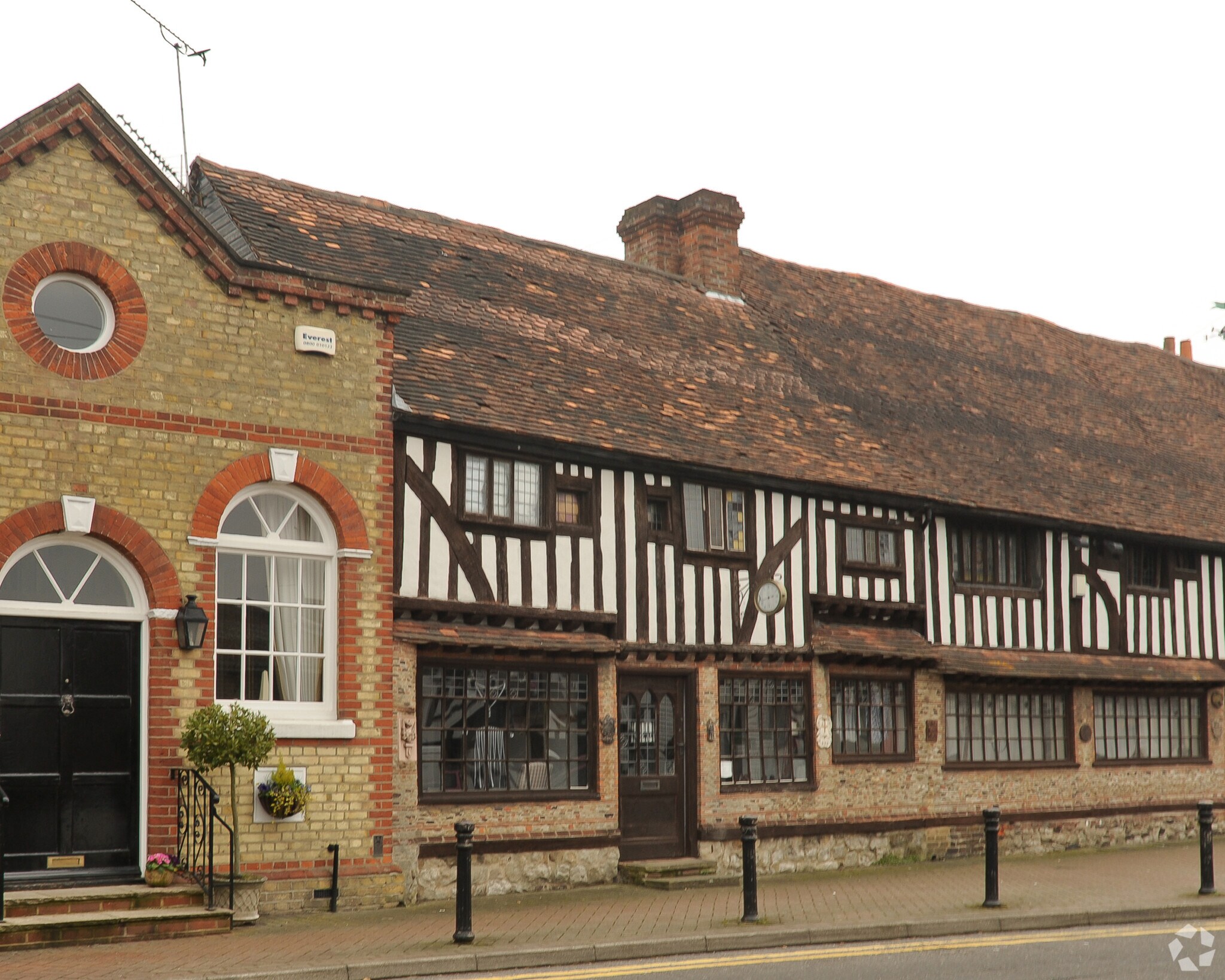 19 Church St, Seal à vendre Photo principale- Image 1 de 4