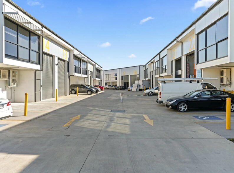 8 Queen St, Revesby for sale - Building Photo - Image 2 of 6