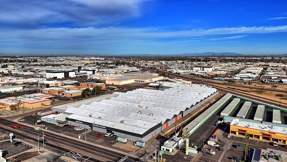 2901-2925 N 29th Dr, Phoenix, AZ for lease - Building Photo - Image 2 of 5