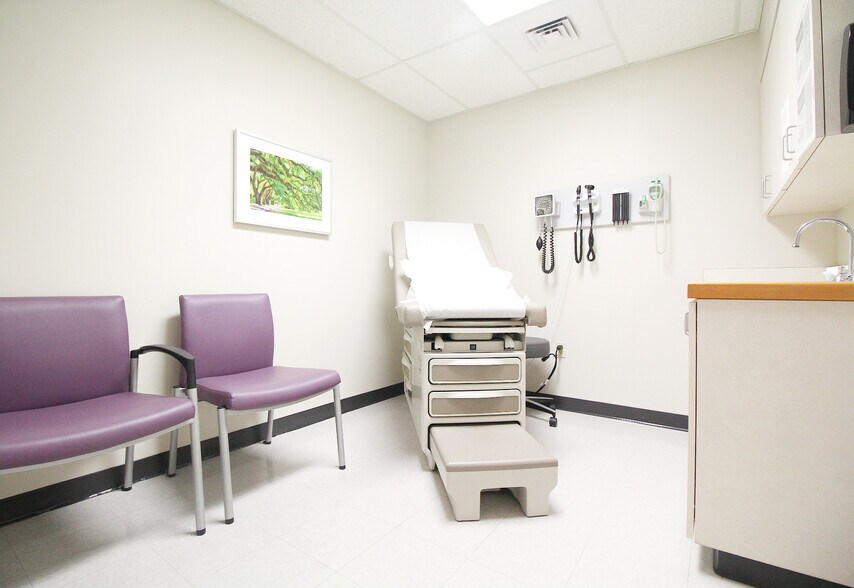 2233 Park Ave, Orange Park, FL à louer - Photo du bâtiment - Image 3 de 19