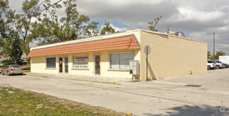 Plus de détails pour 155 NE 1st St, Deerfield Beach, FL - Industriel/Logistique à louer