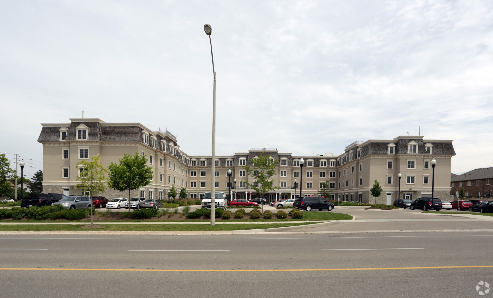 611 Farmstead Dr, Milton, ON for sale Primary Photo- Image 1 of 1