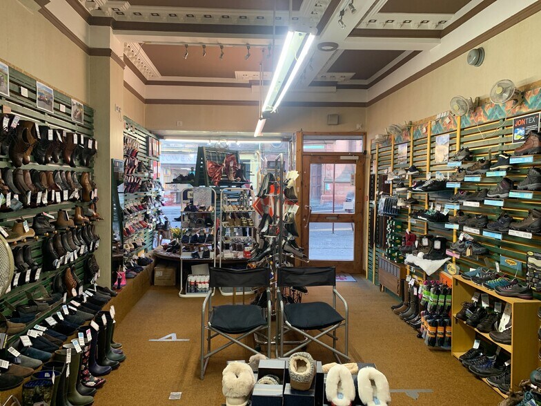 27 High St, Crieff à vendre - Photo du bâtiment - Image 3 de 3