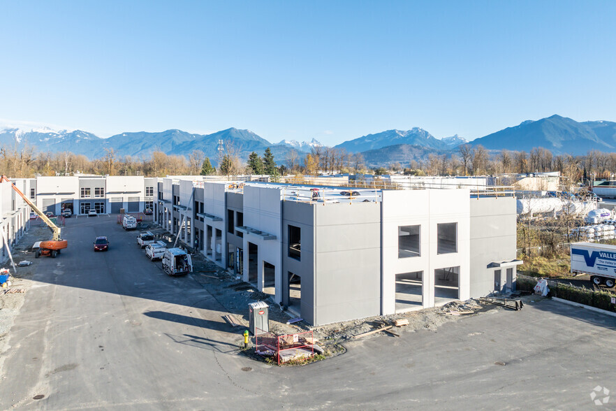 7990 Lickman Rd, Chilliwack, BC for lease - Primary Photo - Image 1 of 3