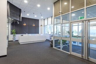 Oakcroft Rd, Chessington for lease Interior Photo- Image 2 of 16