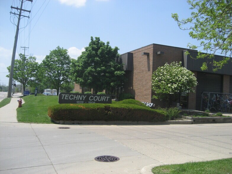 1828-1892 Techny Ct, Northbrook, IL for lease - Building Photo - Image 1 of 1