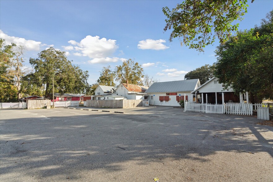 115 NW 1st St, Trenton, FL for sale - Building Photo - Image 3 of 35