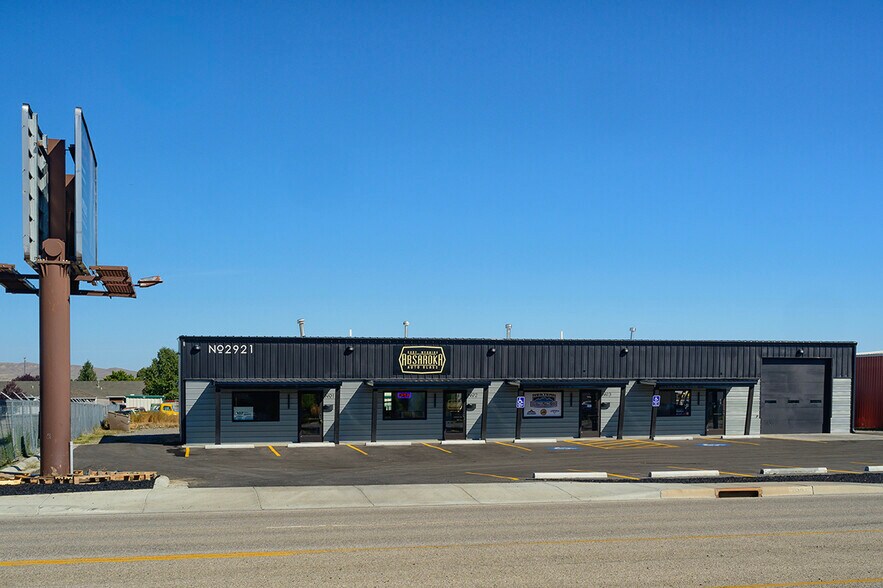 2921 Big Horn Ave, Cody, WY for sale - Primary Photo - Image 1 of 1