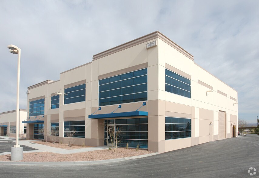 1859-1863 Whitney Mesa Dr, Henderson, NV à vendre - Photo du bâtiment - Image 3 de 28