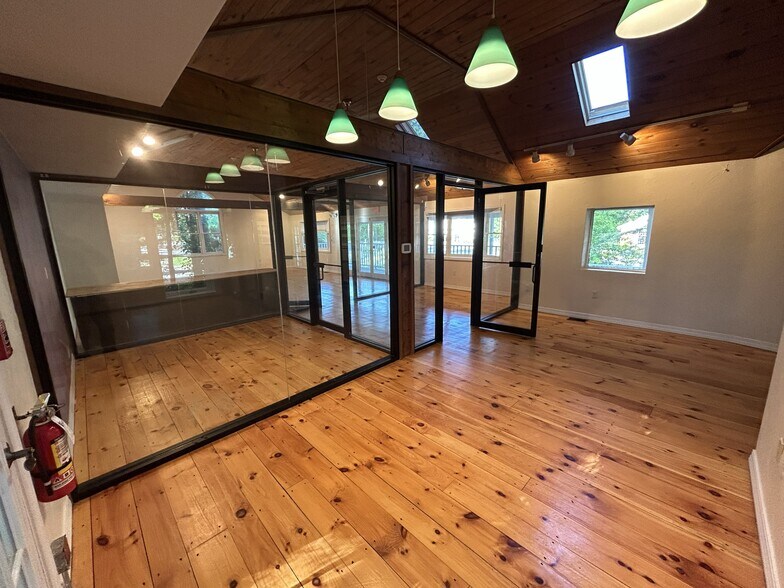 23 Gleasondale Rd, Stow, MA à louer - Photo intérieure - Image 3 de 5