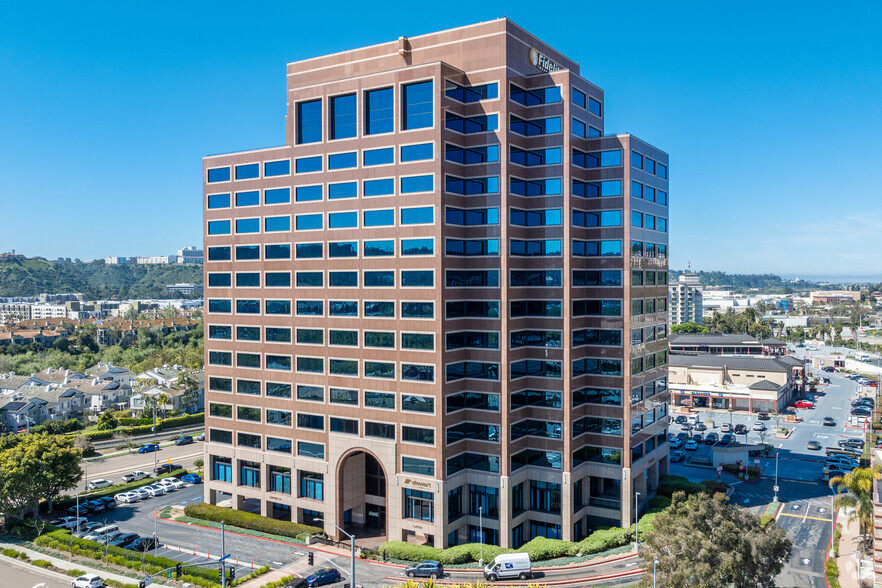 7676 Hazard Center Dr, San Diego, CA for lease - Building Photo - Image 1 of 5