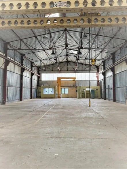 Flex in Besançon for sale - Building Photo - Image 3 of 18