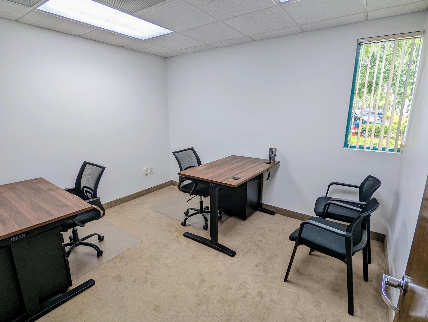 2645 Executive Park Dr, Weston, FL for lease Interior Photo- Image 1 of 2