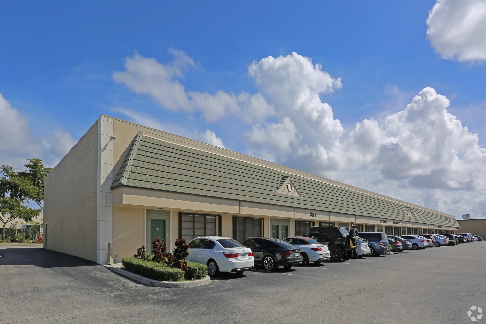 6650-6810 E Rogers Cir, Boca Raton, FL for lease Primary Photo- Image 1 of 6