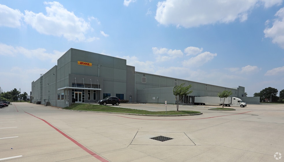 350 Century Plaza Dr, Houston, TX for lease - Building Photo - Image 3 of 6