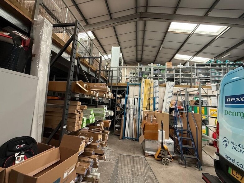 Lees St, Manchester for lease - Building Photo - Image 3 of 10