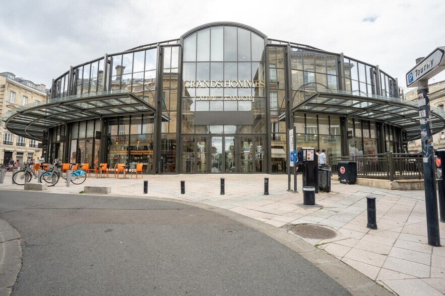 Bureau dans Bordeaux à louer - Photo du bâtiment - Image 2 de 10