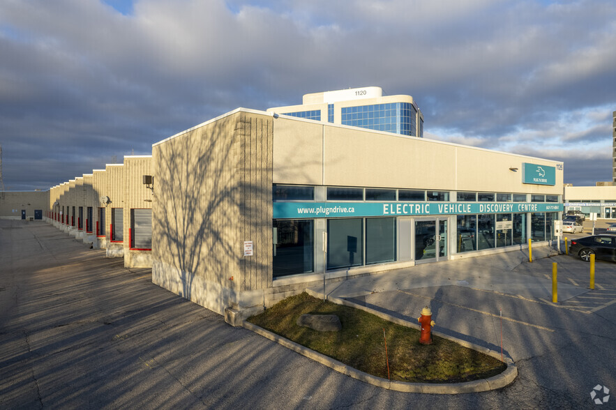 1126 Finch Ave W, Toronto, ON for lease - Building Photo - Image 1 of 6