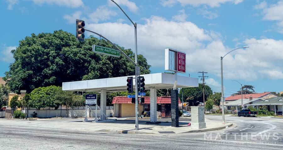 8440 Long Beach Blvd, South Gate, CA for lease Primary Photo- Image 1 of 3