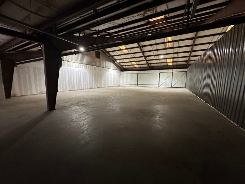 658 Southern Ave, Fayetteville, NC for lease - Building Photo - Image 3 of 14