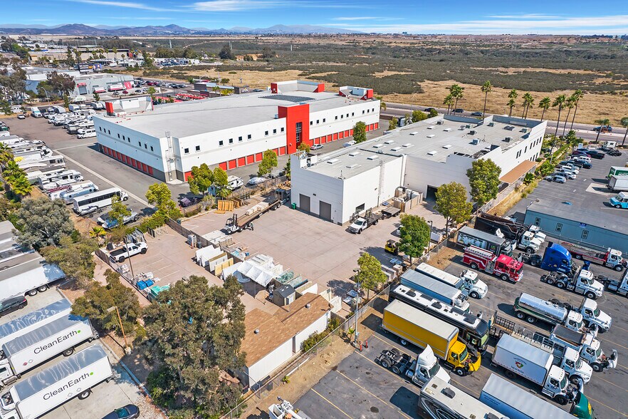 6080 Miramar Rd, San Diego, CA à louer - Photo du bâtiment - Image 3 de 11