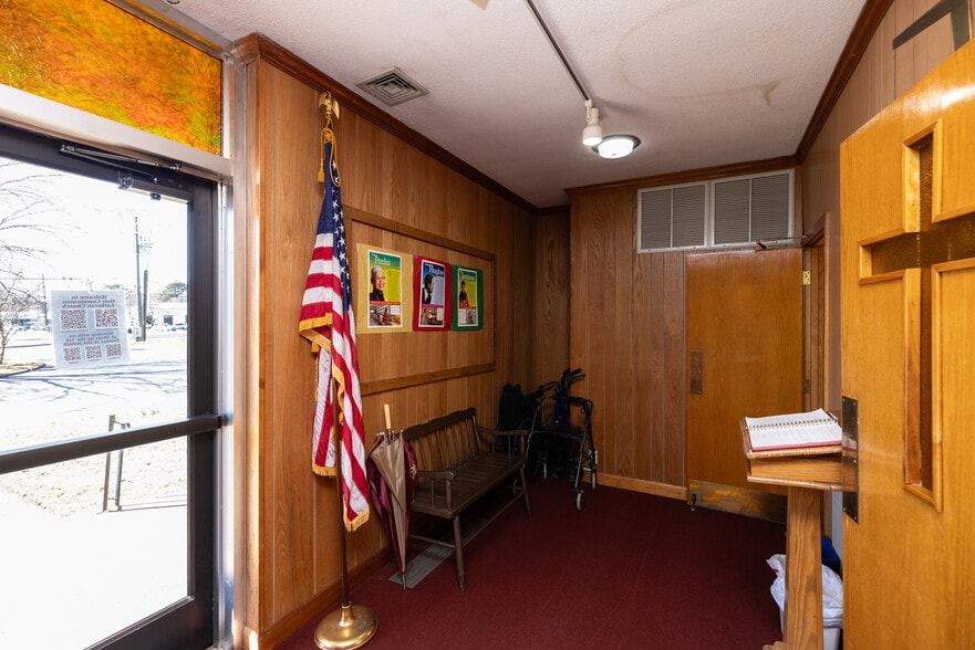 6220 Portsmouth Blvd, Portsmouth, VA for sale - Building Photo - Image 2 of 18