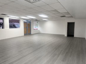 118 Broadway, Lynbrook, NY for lease Interior Photo- Image 1 of 5