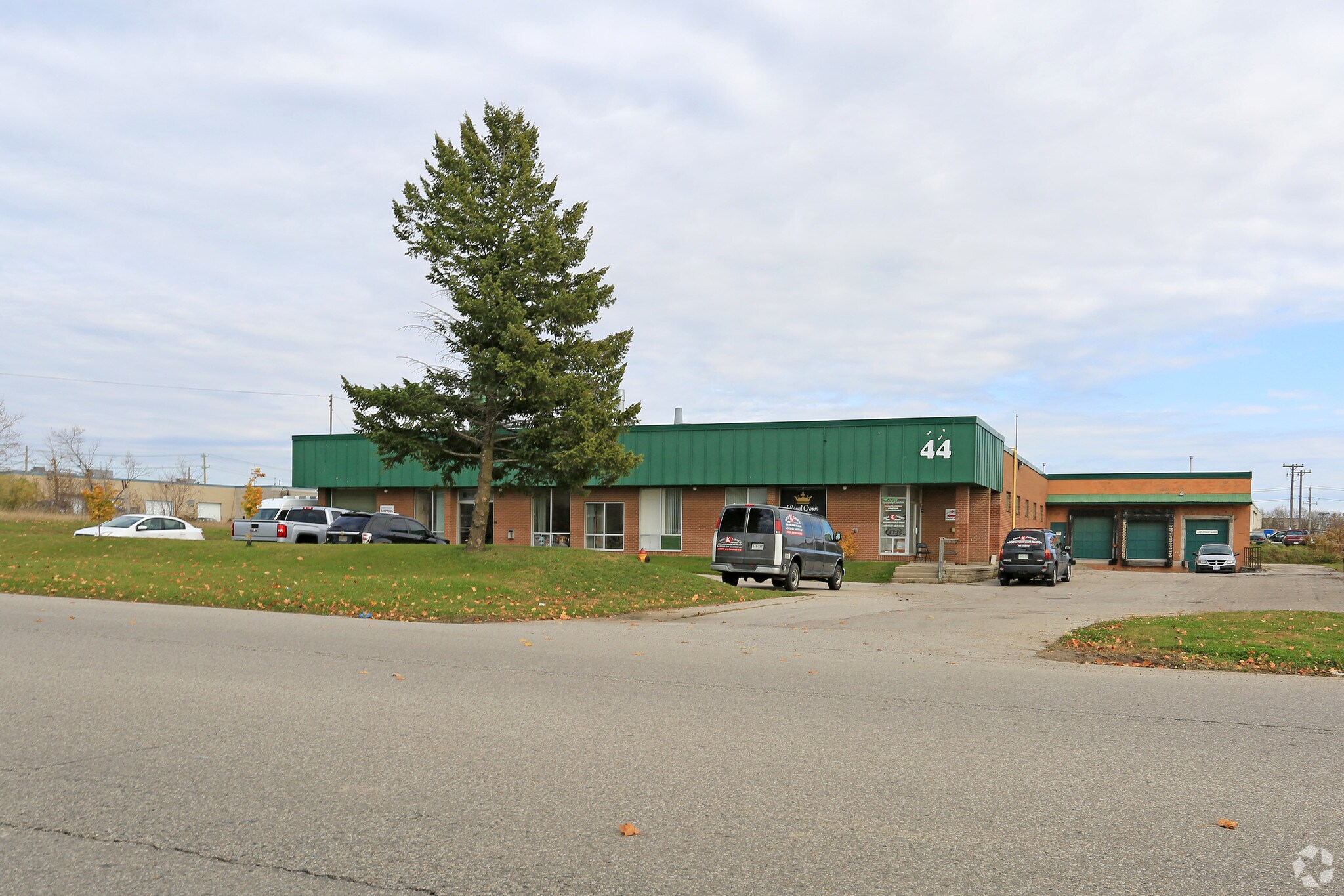 44 Otonabee Dr, Kitchener, ON for sale Primary Photo- Image 1 of 1