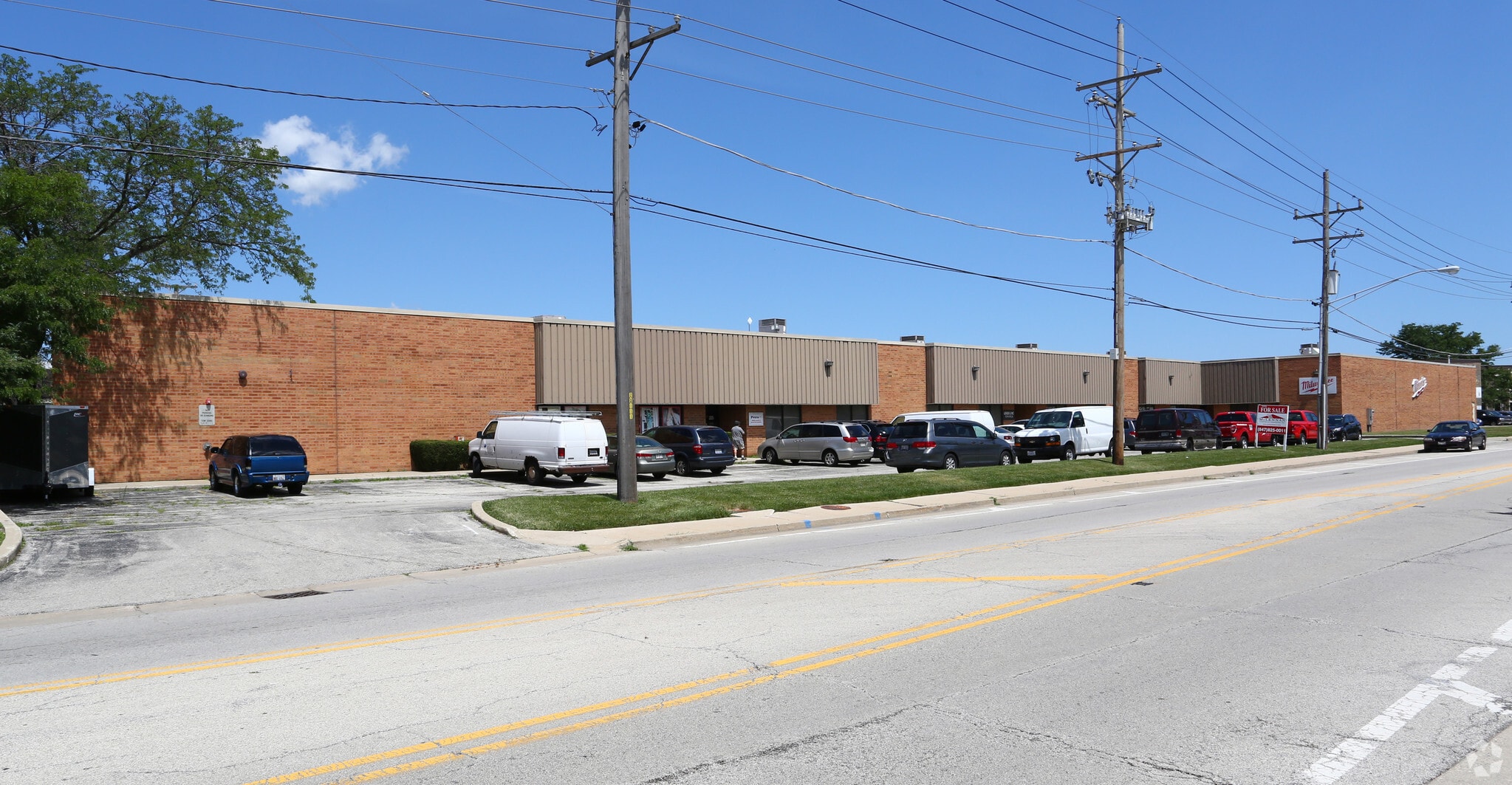 6310-6344 W Gross Point Rd, Niles, IL for lease Building Photo- Image 1 of 6