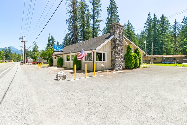 Plus de détails pour 7461 MT Baker Hwy, Deming, WA - Commerce de détail à vendre