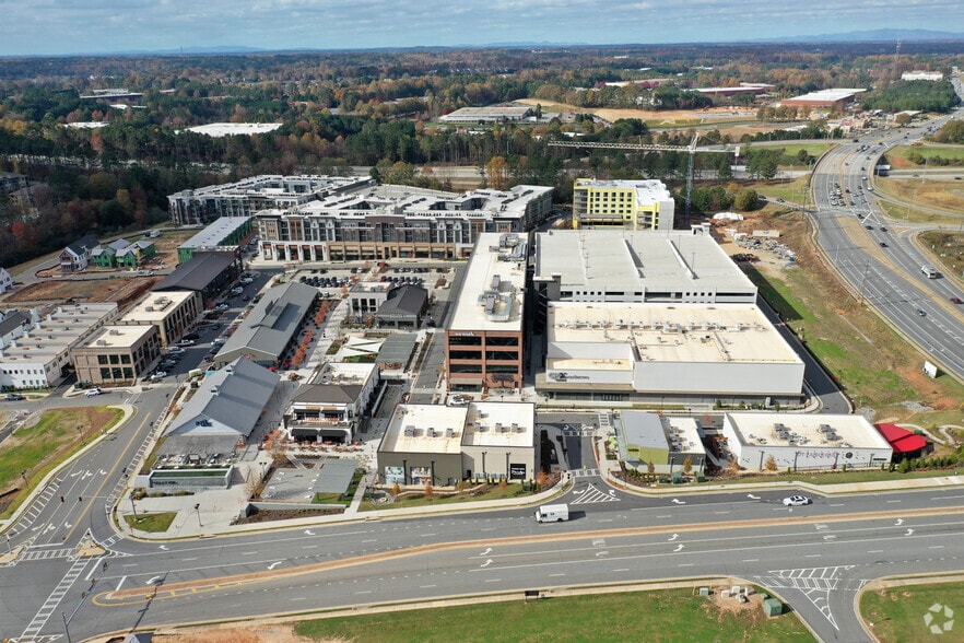 McFarland Pky, Alpharetta, GA for sale - Primary Photo - Image 1 of 1