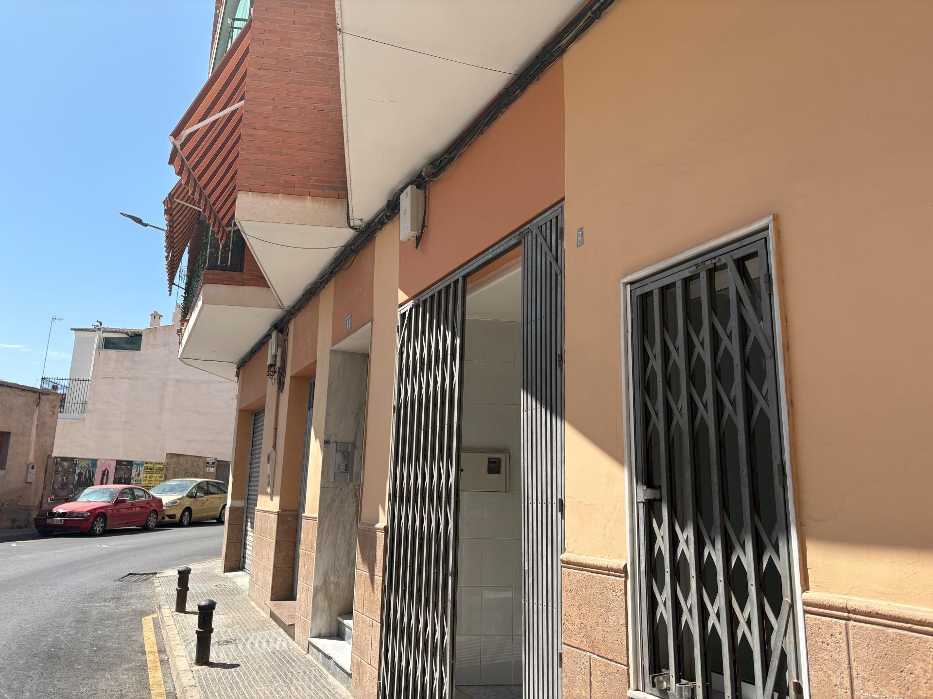 Multifamily in Albatera, Alicante for sale Building Photo- Image 1 of 4