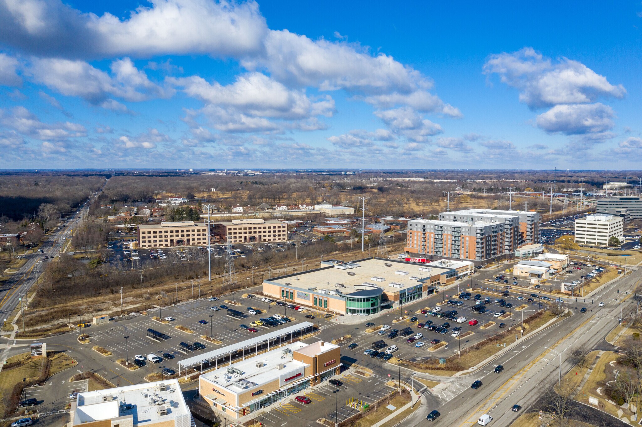 Skokie Blvd, Northbrook, IL à louer Aérien- Image 1 de 17