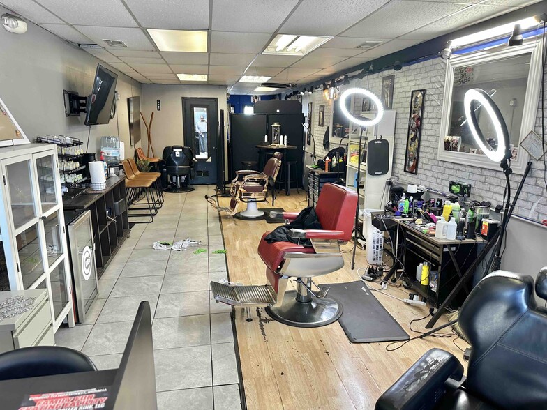 6627 Kennedy Ave, Hammond, IN à vendre - Photo intérieure - Image 2 de 2