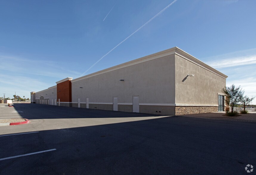 958 E Rodeo Rd, Casa Grande, AZ à vendre - Photo du bâtiment - Image 2 de 13