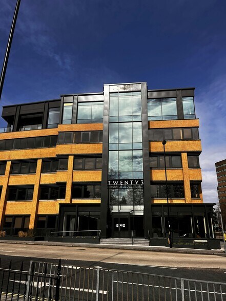 23 Brunswick Pl, Southampton à louer - Photo du bâtiment - Image 2 de 17