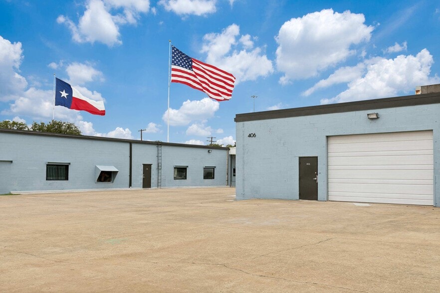 406 Bishop Ave, Richardson, TX for lease - Building Photo - Image 2 of 4