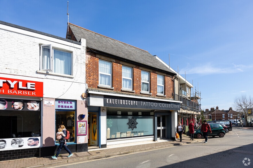 3 Pier Rd, Littlehampton à louer - Photo du bâtiment - Image 2 de 2