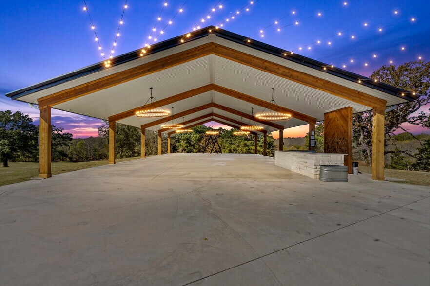 9016 Private Road 2329, Terrell, TX à vendre - Photo du bâtiment - Image 2 de 50