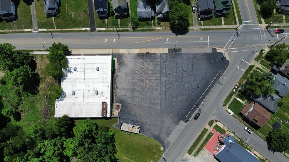 600 S Springmill St, Mansfield, OH à louer - Photo du bâtiment - Image 2 de 3