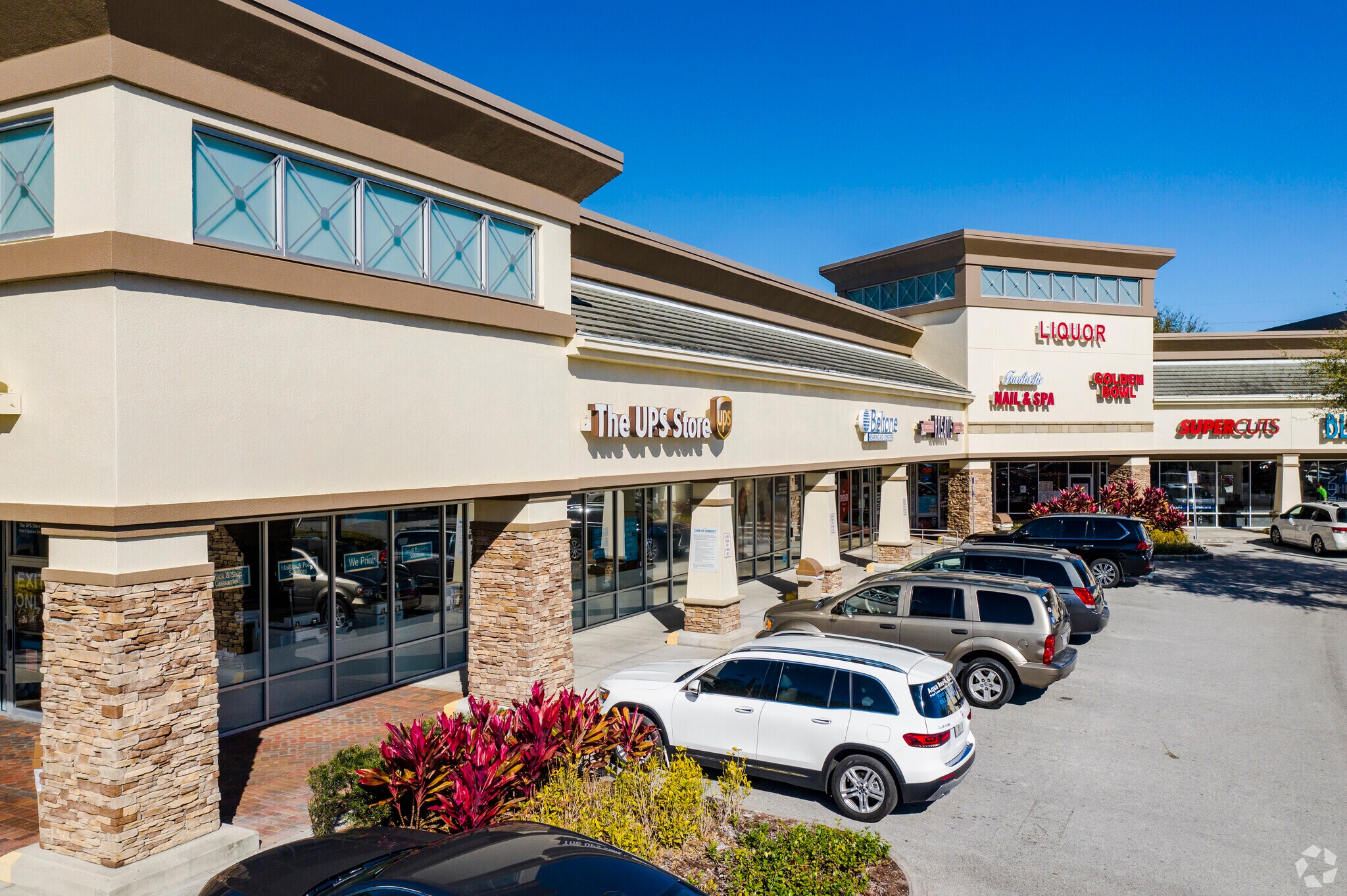 3341-3461 Lithia Pinecrest Rd, Valrico, FL for lease Building Photo- Image 1 of 21