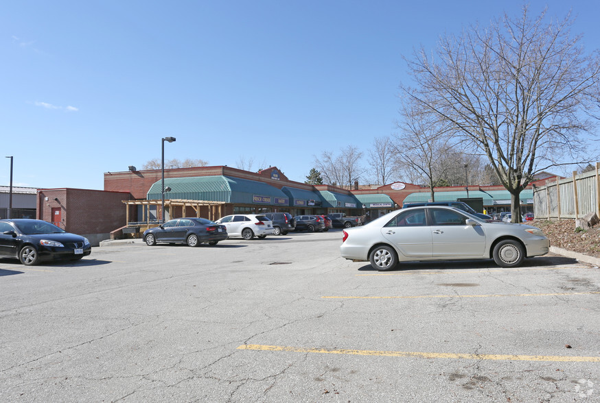 1224 Dundas St W, Mississauga, ON for lease - Primary Photo - Image 1 of 7