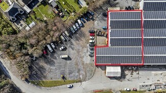 Plus de détails pour Yspitty Rd, Llanelli - Industriel à louer