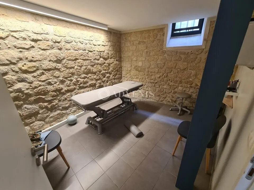 Commerce de détail dans Paris à louer Photo intérieure- Image 1 de 11