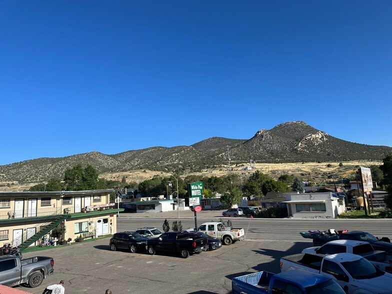 1301 Aultman St, Ely, NV à vendre - Photo du bâtiment - Image 2 de 29
